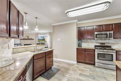 11031 Bauer Elm Street Houston TX 77044