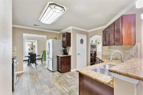 11031 Bauer Elm Street Houston TX 77044