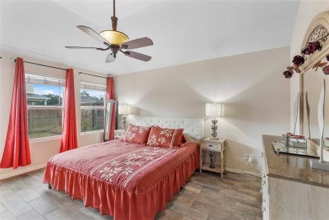 11031 Bauer Elm Street Houston TX 77044