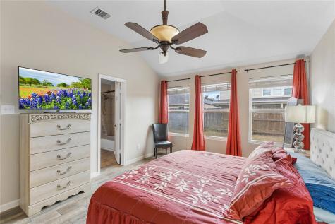 11031 Bauer Elm Street Houston TX 77044