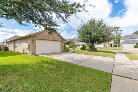 11031 Bauer Elm Street Houston TX 77044