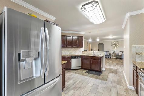 11031 Bauer Elm Street Houston TX 77044