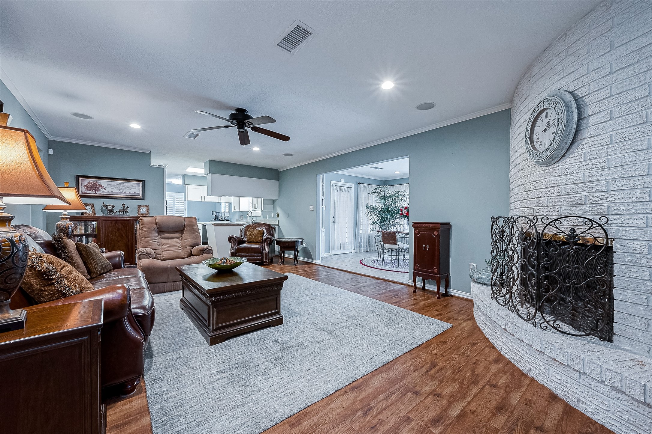 312 Wildwood Lane Conroe TX 77301