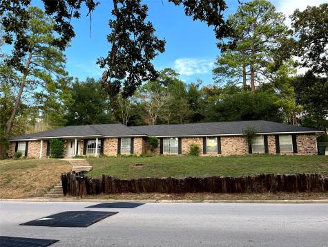 2417 Avenue S Huntsville TX 77340
