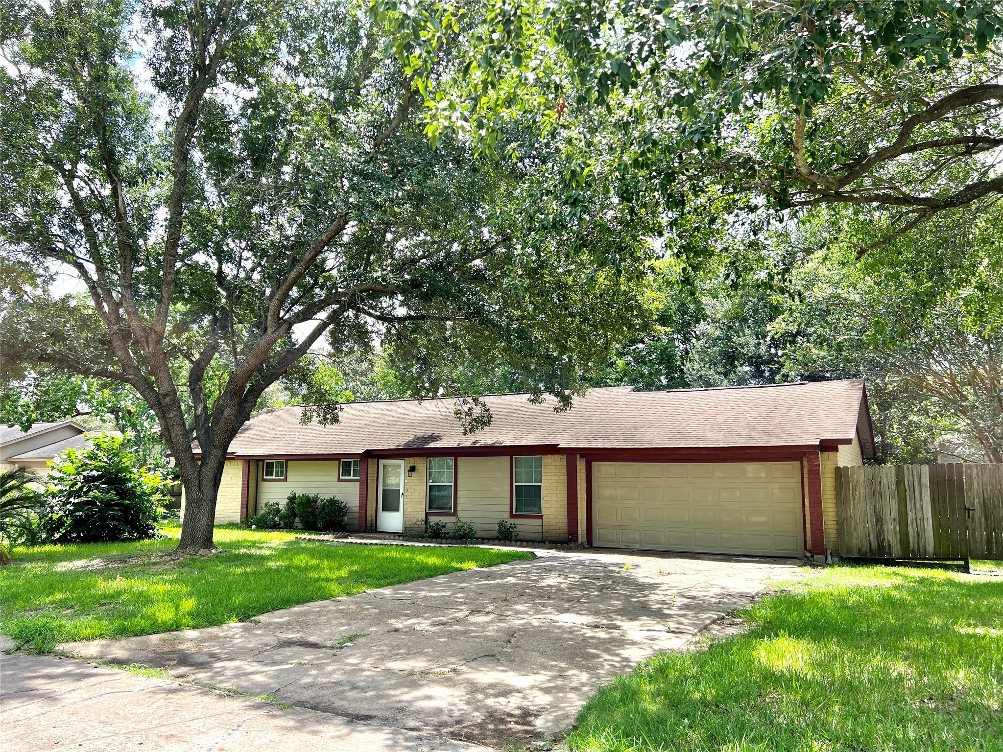 1914 Coupland Drive La Porte TX 77571