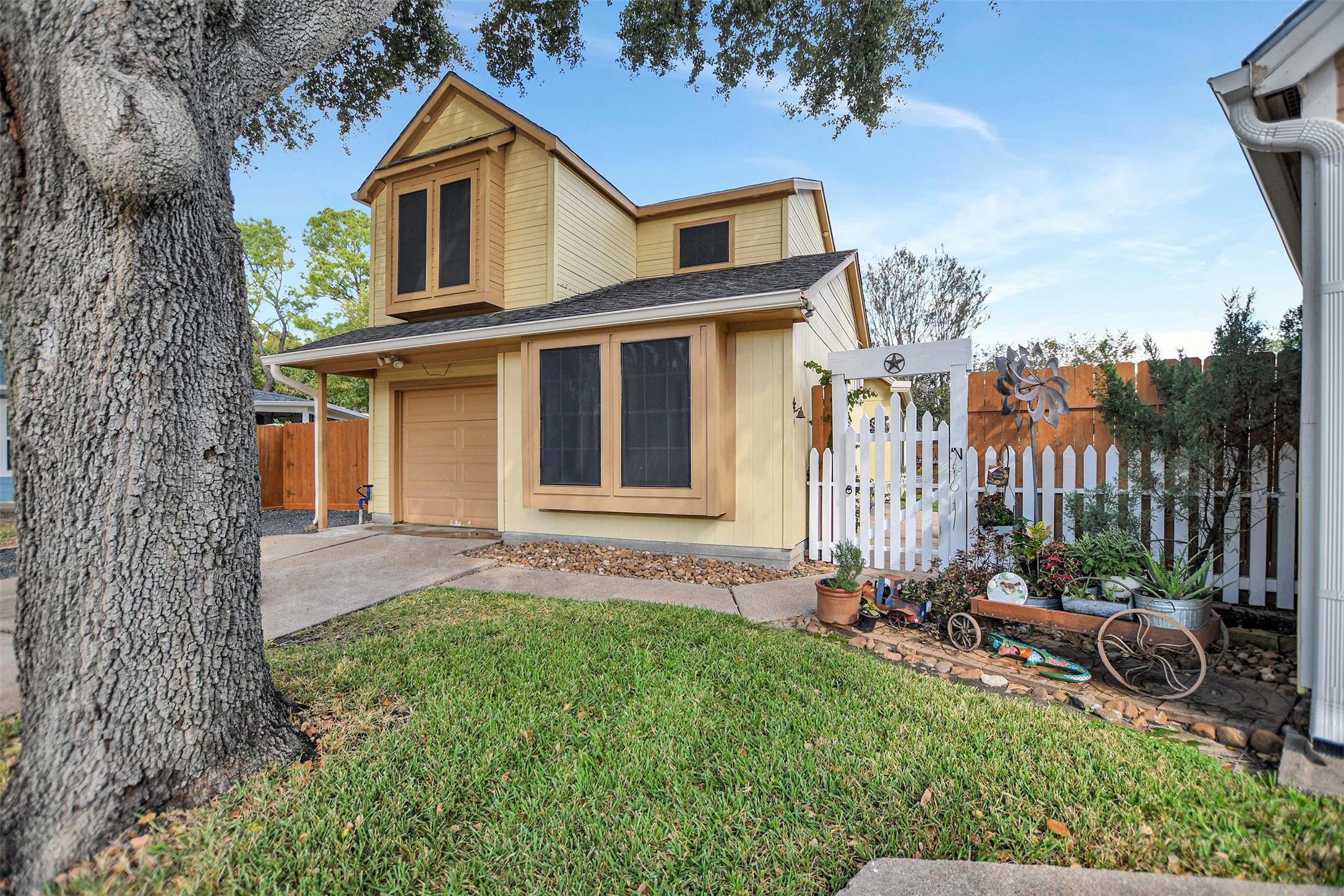 11528 Teaside Drive Houston TX 77066