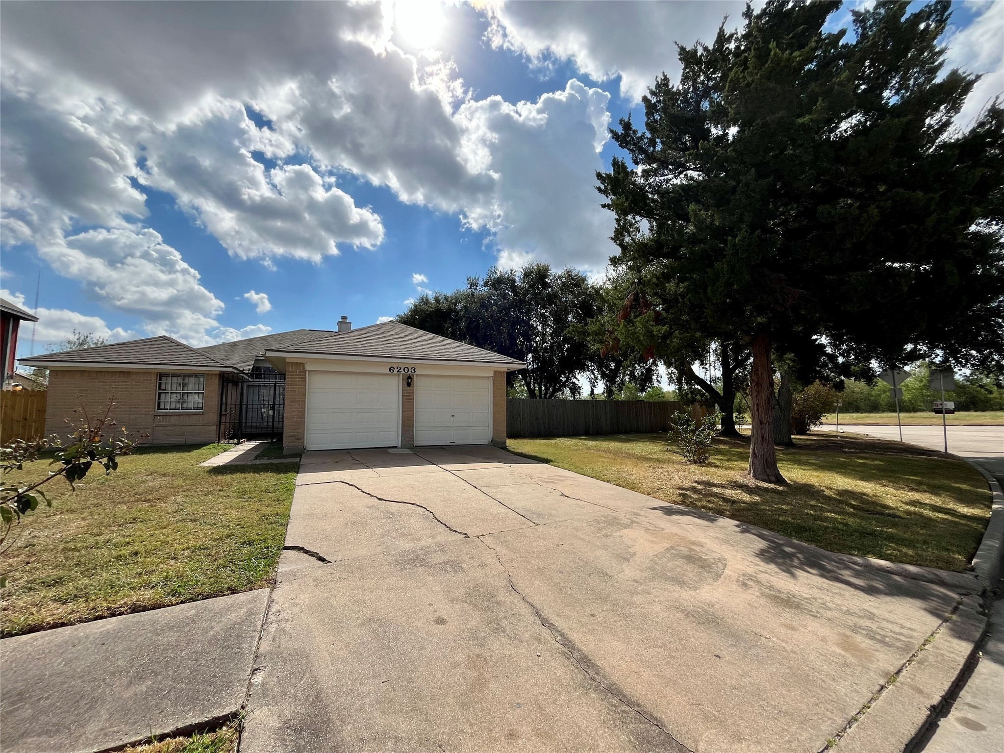 6203 Santa Christi Drive Houston TX 77053