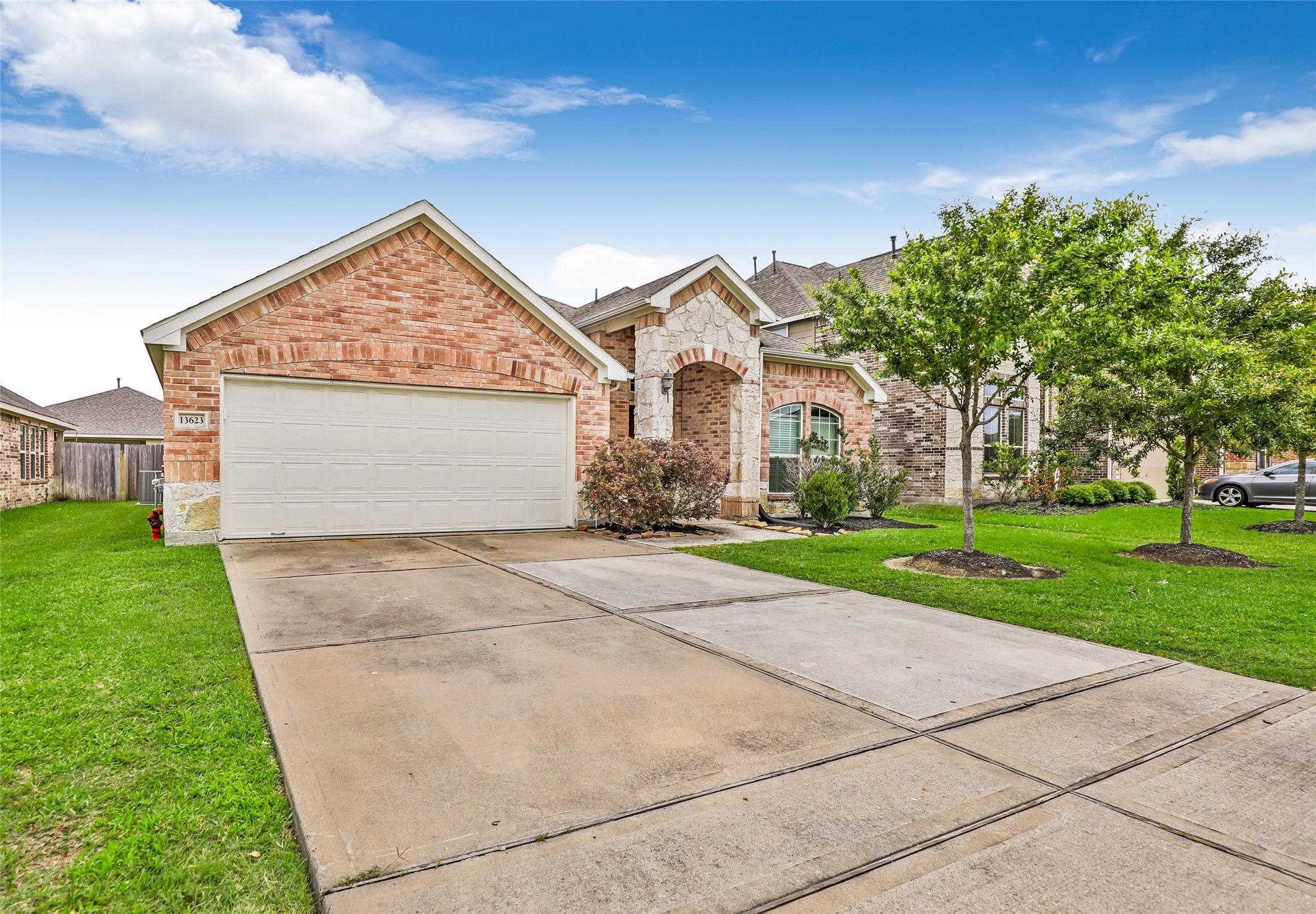 13623 Kodiak Brown Bear Street Crosby TX 77532