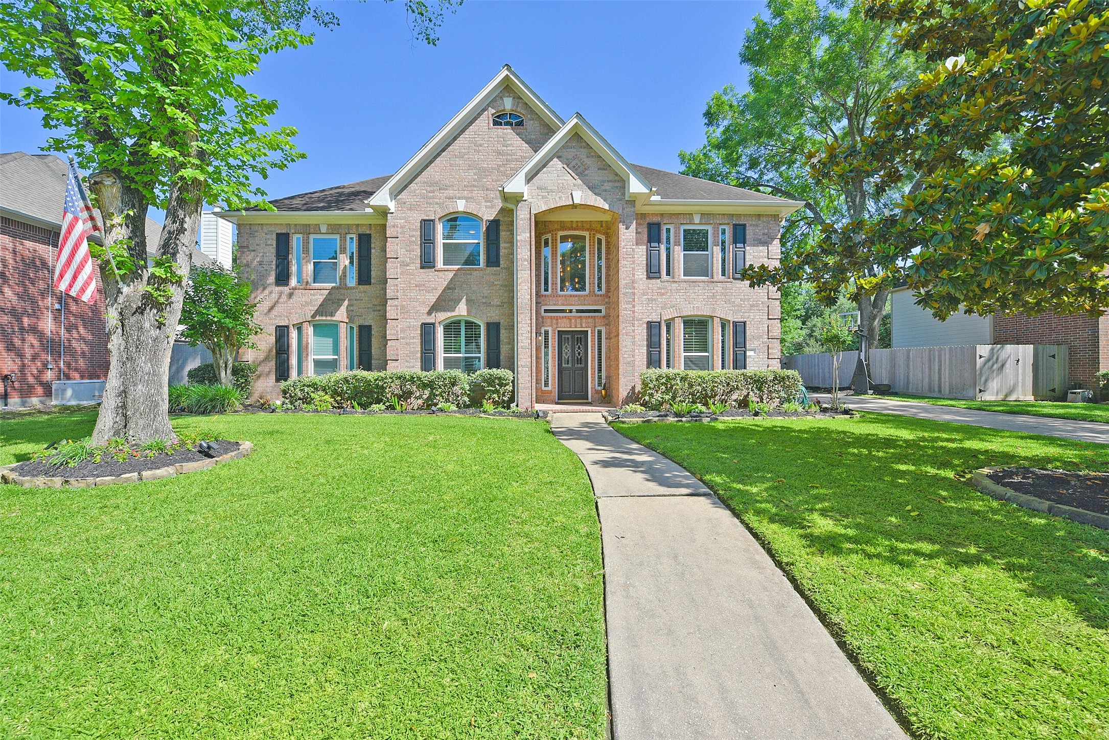 307 Melodywood Drive Friendswood TX 77546