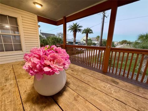 16701 Moby Dick Drive Jamaica Beach TX 77554