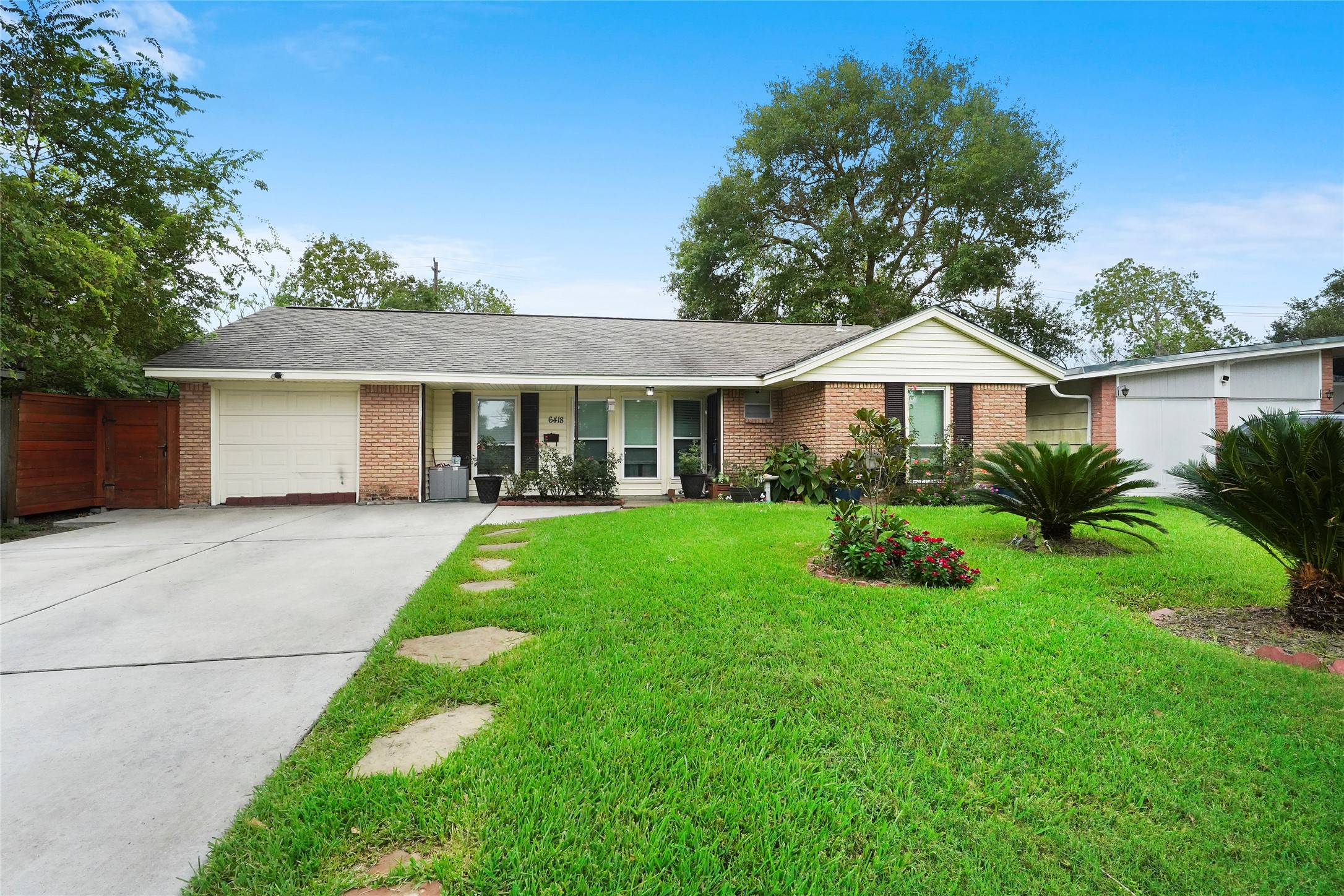 6418 Leader Street Houston TX 77074