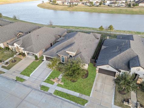 833 Galloway Mist Lane Friendswood TX 77546