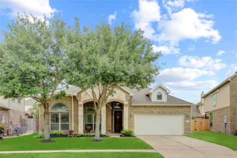297 W Bend Drive League City TX 77573