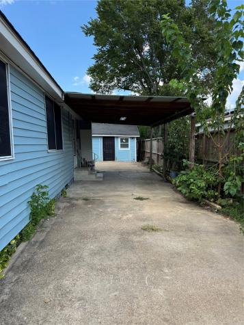 2415 Perry Street Baytown TX 77521