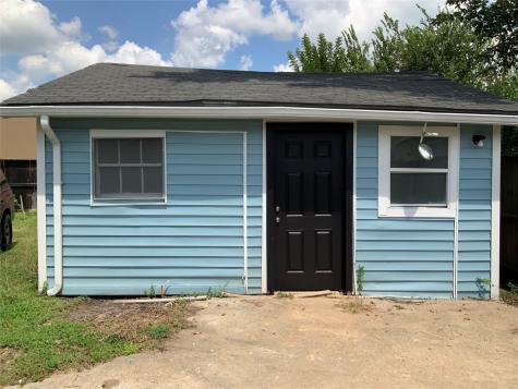 2415 Perry Street Baytown TX 77521