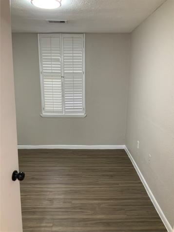 2415 Perry Street Baytown TX 77521