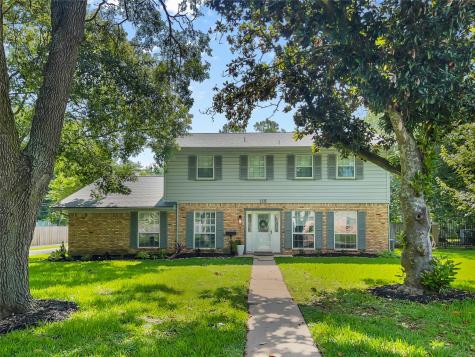 116 Begonia Street Lake Jackson TX 77566