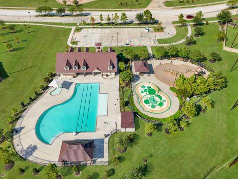 4615 Whisperwood Drive Rosenberg TX 77471