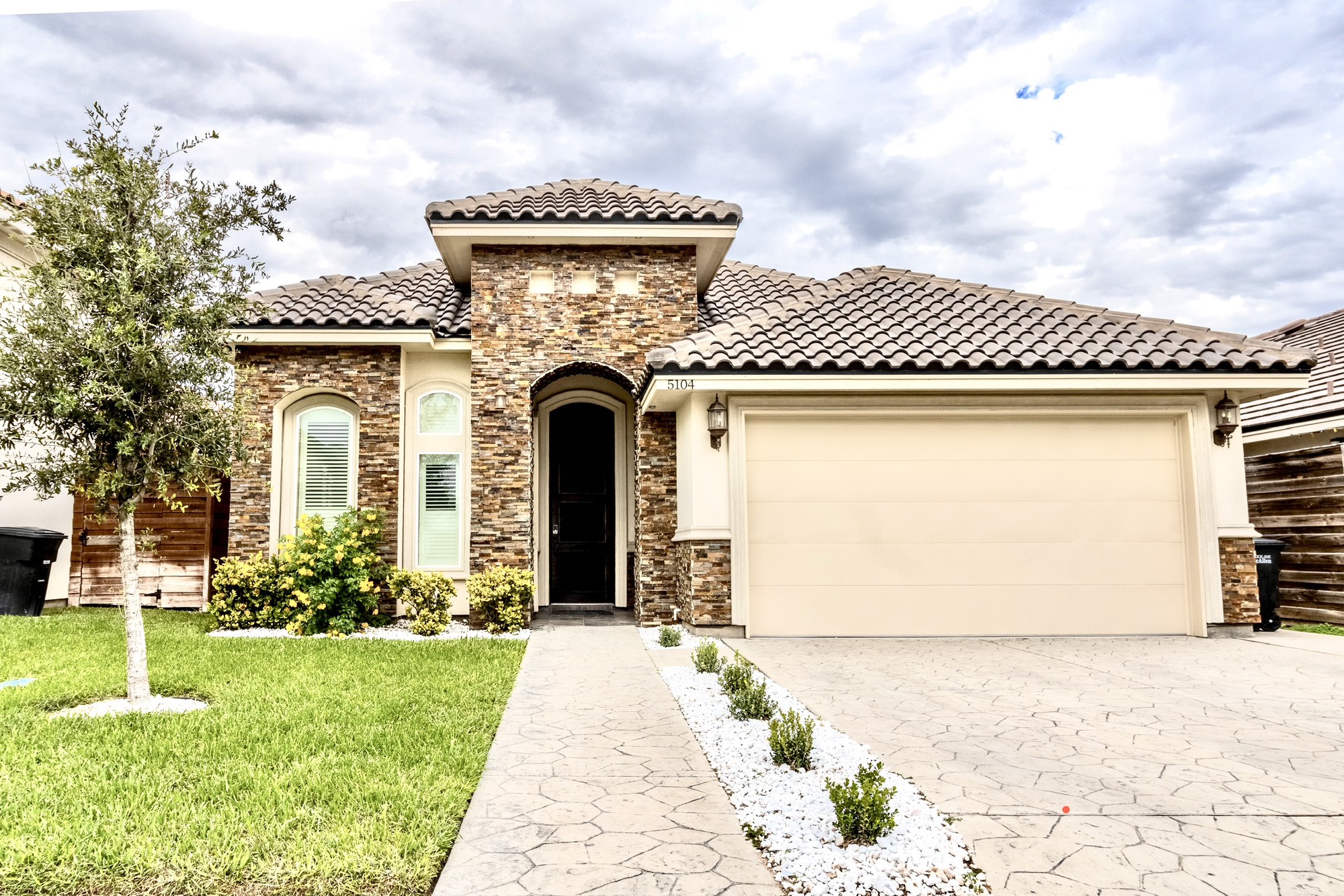 5104 Sweetwater Avenue Mcallen TX 78503