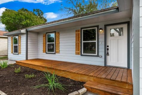 1303 Oak Meadows Street Houston TX 77017