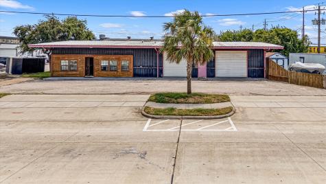 902 51st Street Galveston TX 77551