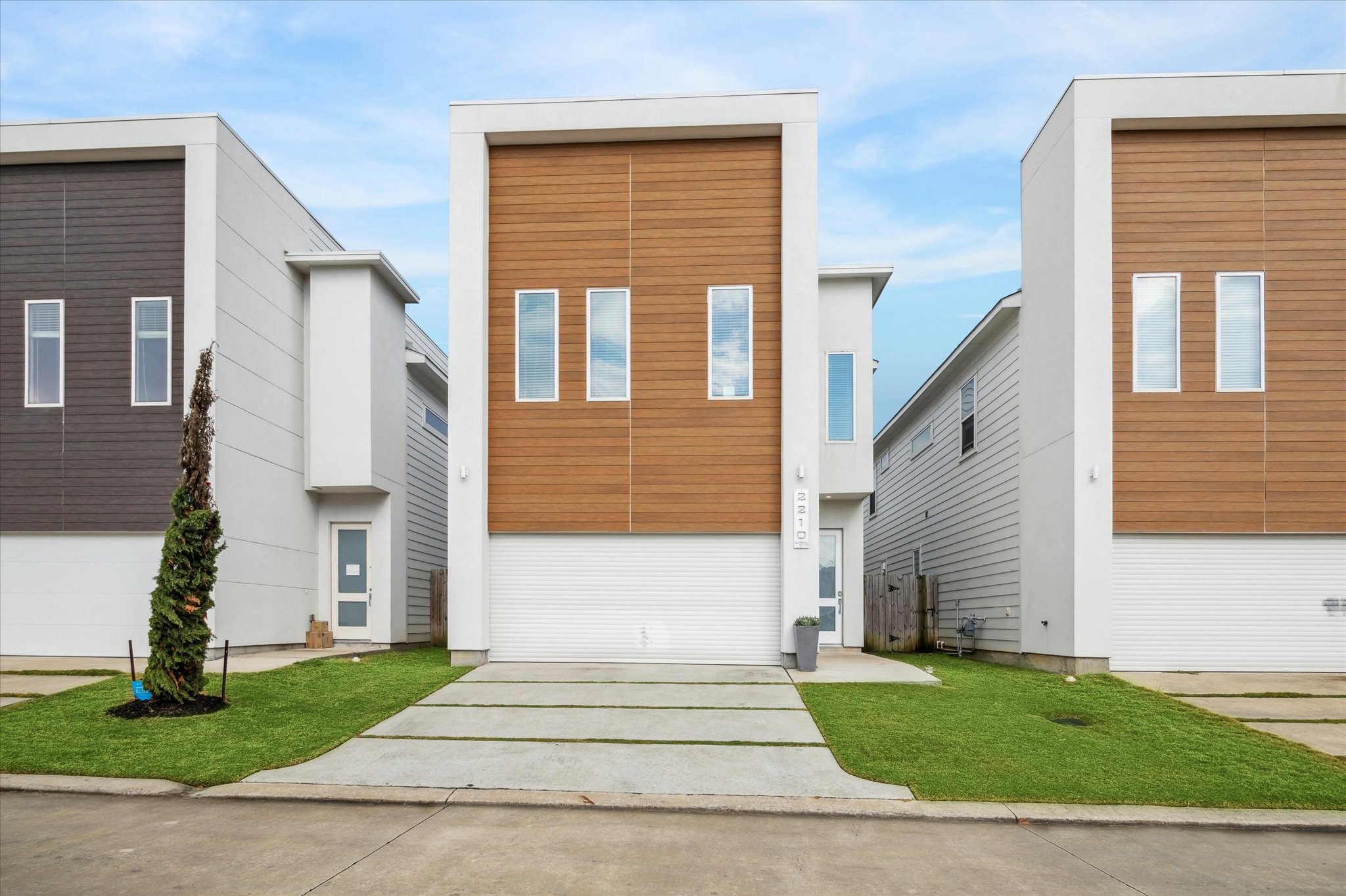 2210 Cortijo Place Houston TX 77091