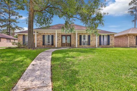 619 S Hyannis Port Street Crosby TX 77532