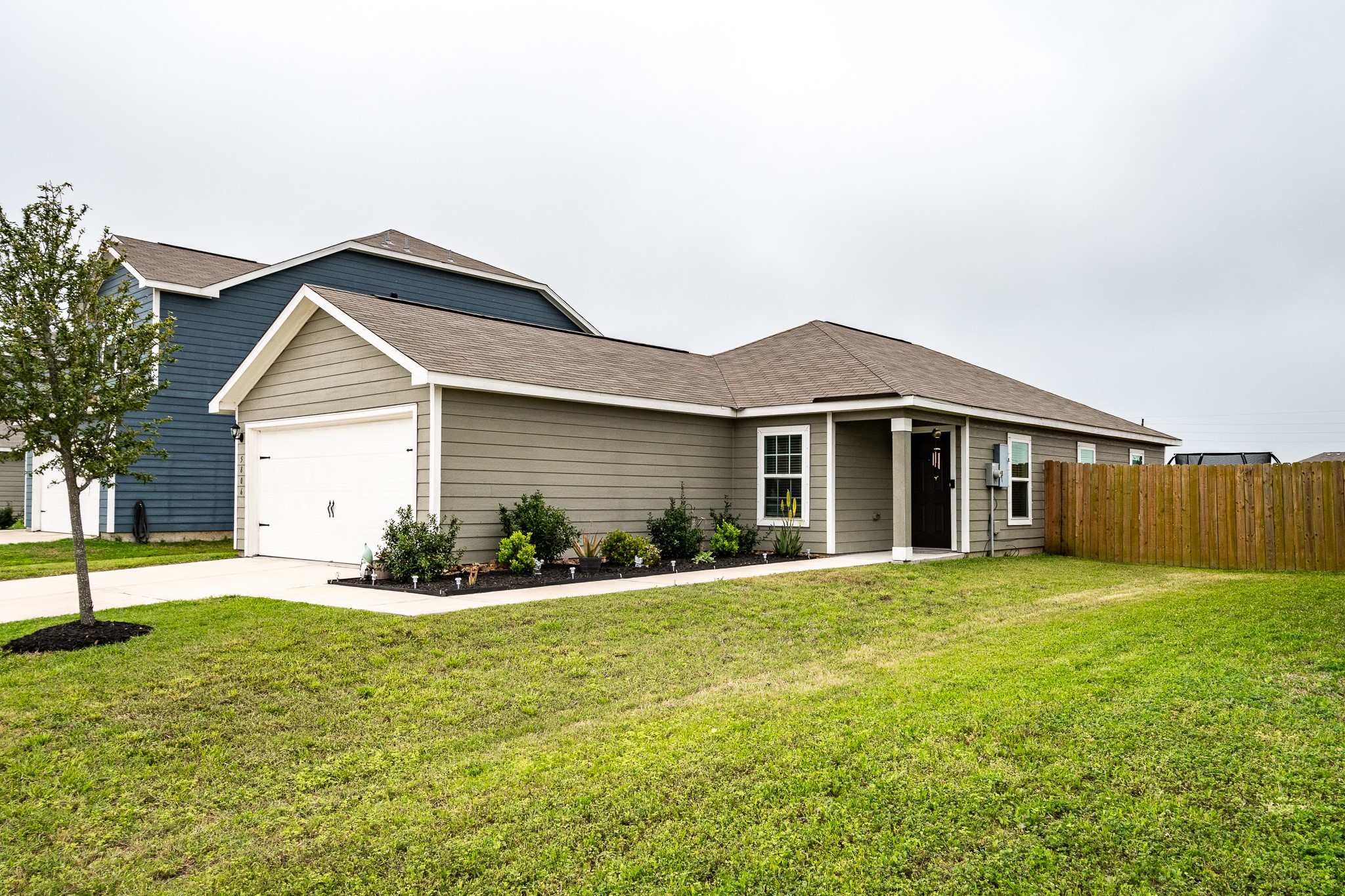 5806 Sapphire Lagoon Road Baytown TX 77523