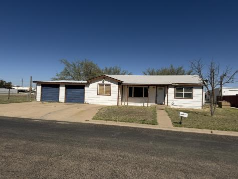 704 SW Avenue A Andrews TX 79714