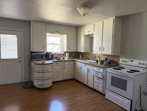 704 SW Avenue A Andrews TX 79714