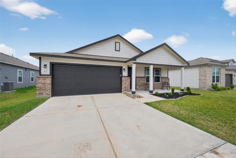 812 Brookside Drive Dayton TX 77535