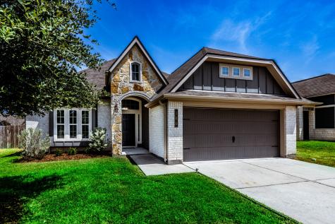 160 Briarwood Drive Huntsville TX 77320