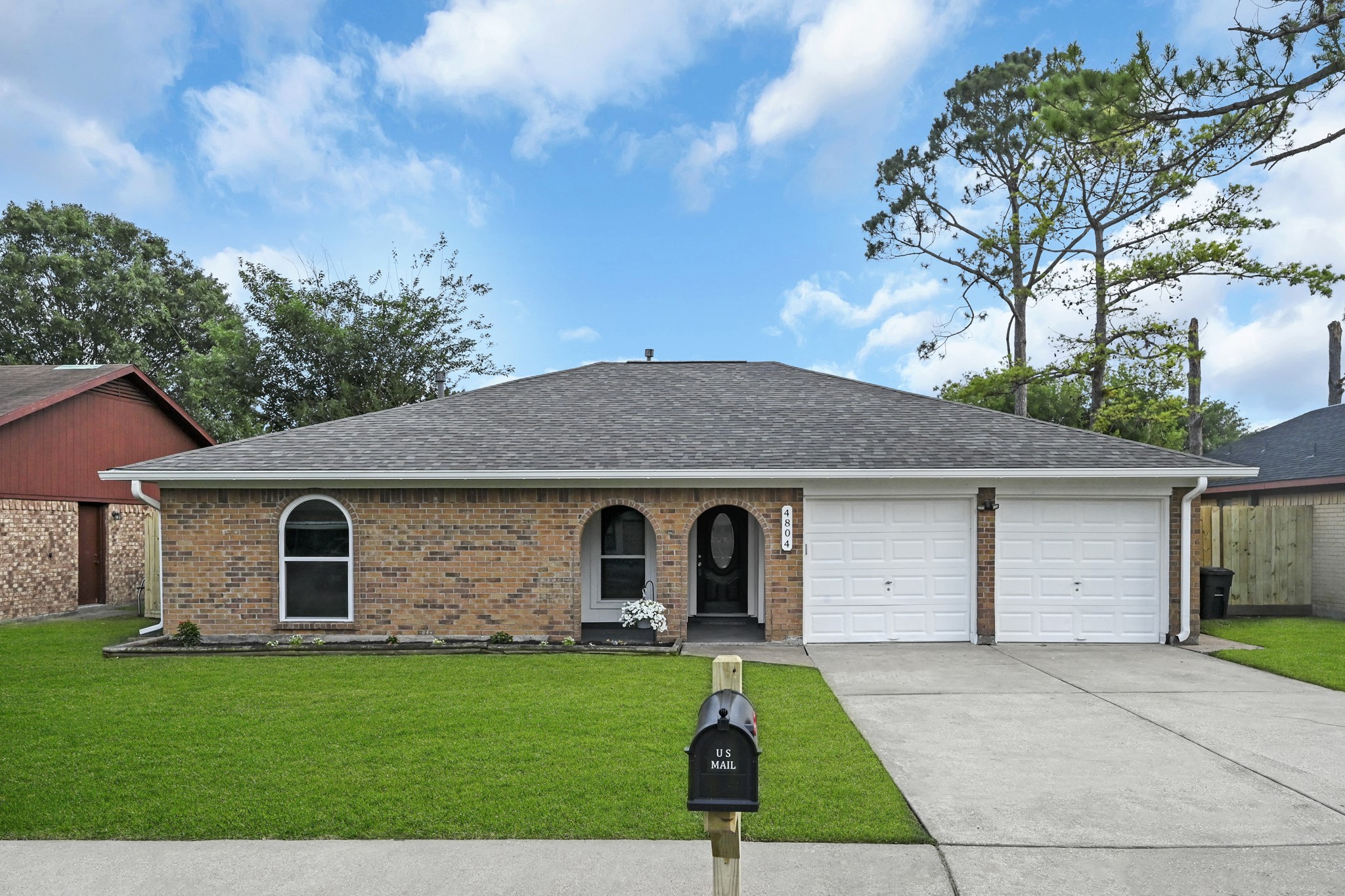 4804 Fairshire Street Pasadena TX 77505