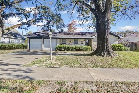 4110 Hill Oak Drive Houston TX 77092