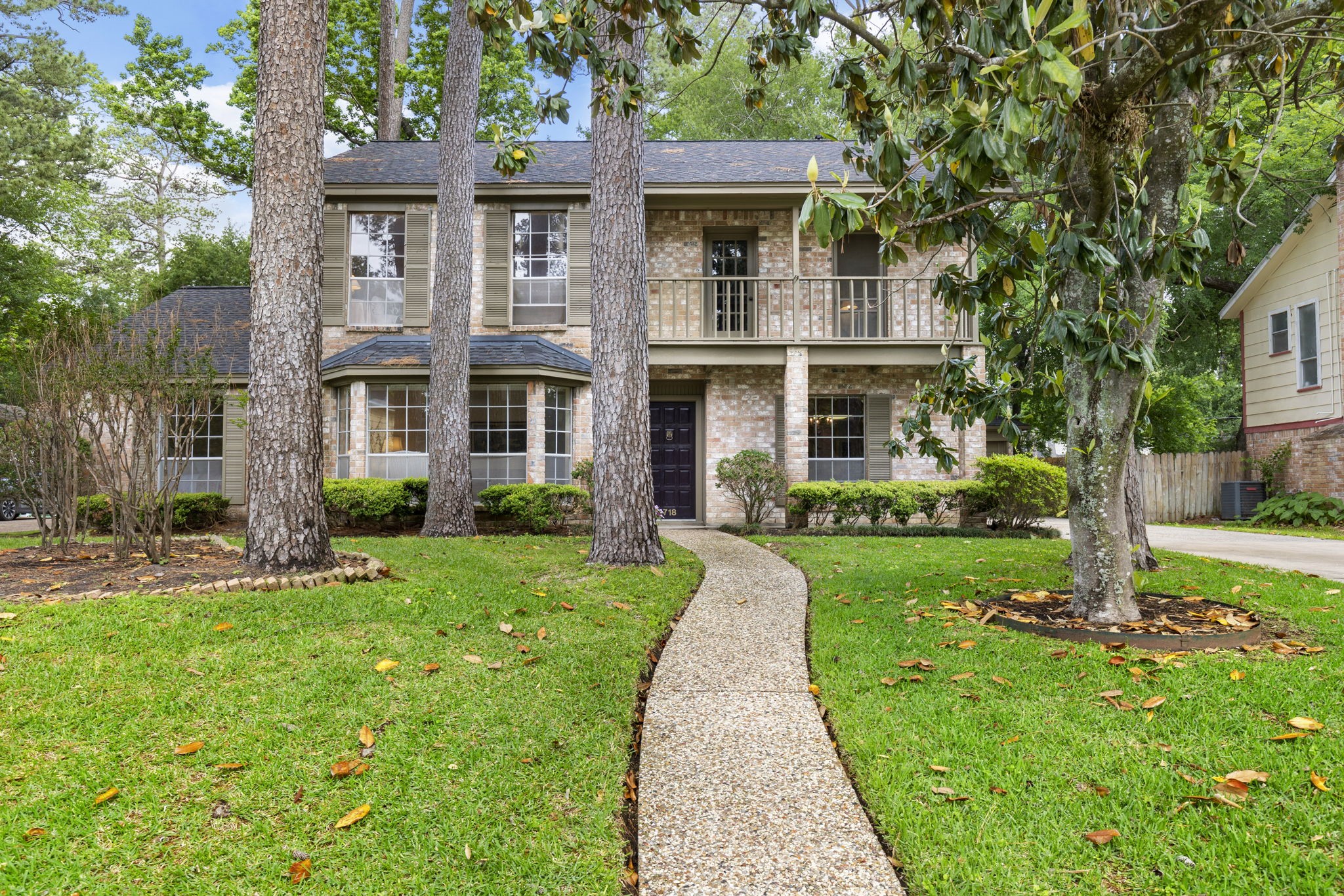 718 Romaine Lane Houston TX 77090