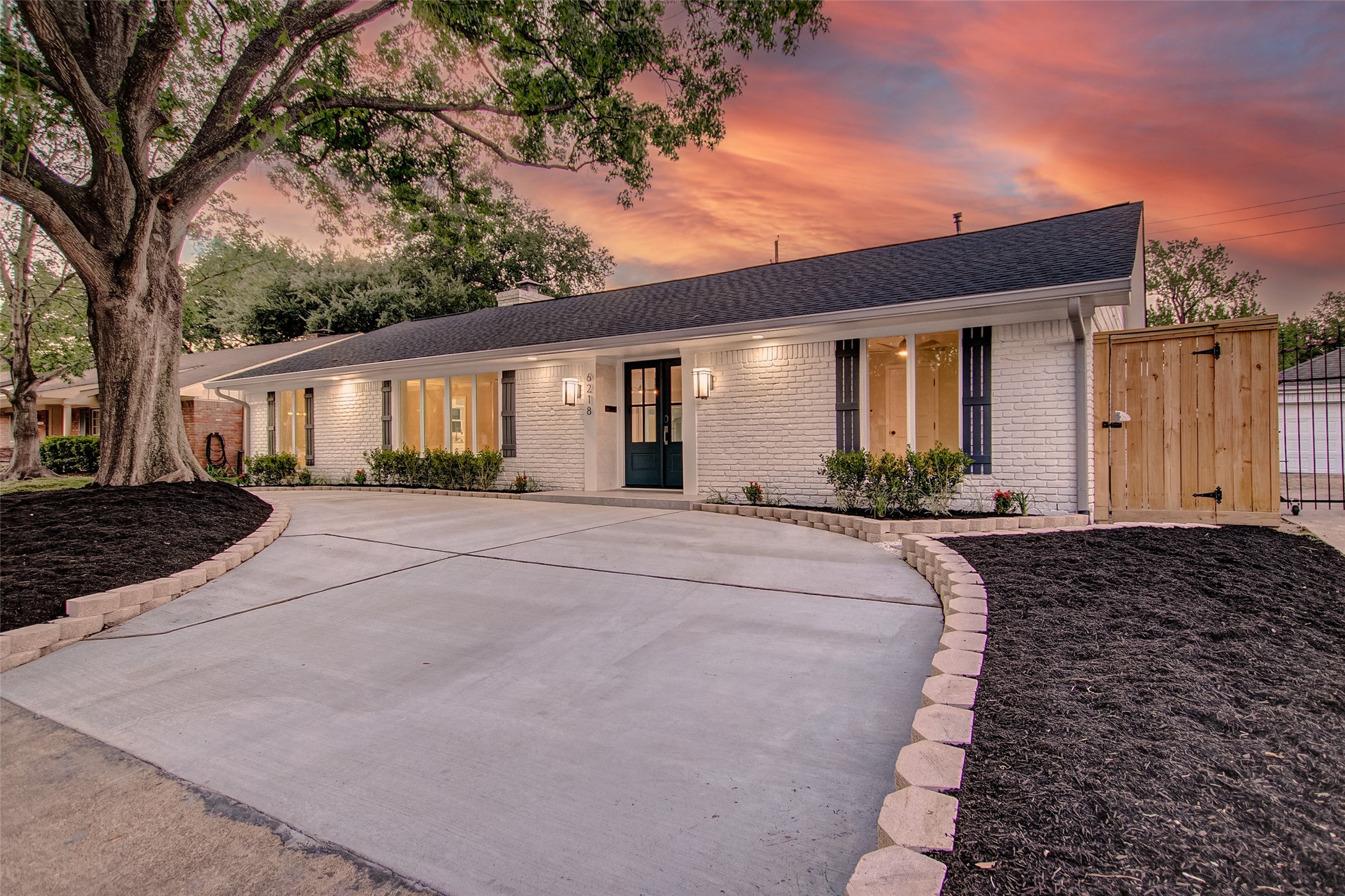 6218 San Felipe Street Houston TX 77057