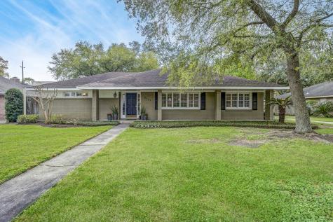 5635 Meadow Lake Lane Houston TX 77056