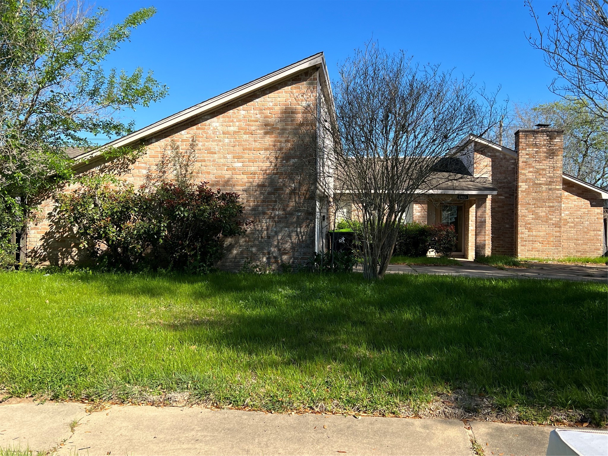 1902 Hilton Head Drive Missouri City TX 77459