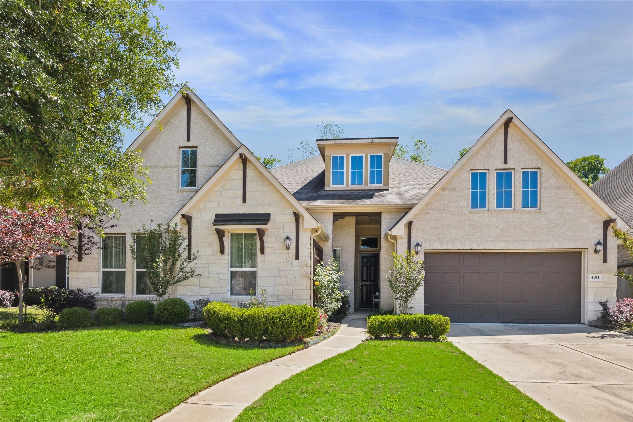 4011 Stoneglen Terrace Lane Sugar Land TX 77479