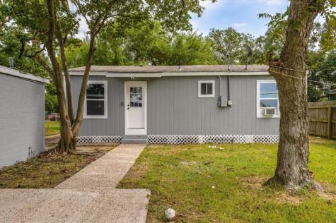 1109 13th Street N Texas City TX 77590