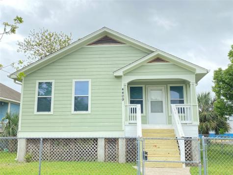 4409 Avenue O 1/2 Galveston TX 77550