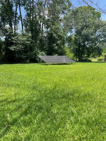 432 County Road 308 Cleveland TX 77327