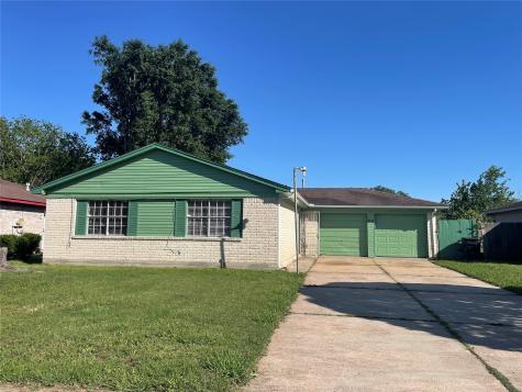 8910 Deer Trail Drive Houston TX 77088