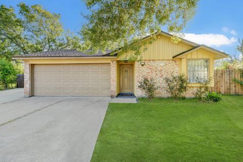 419 Hollyvale Drive Houston TX 77060