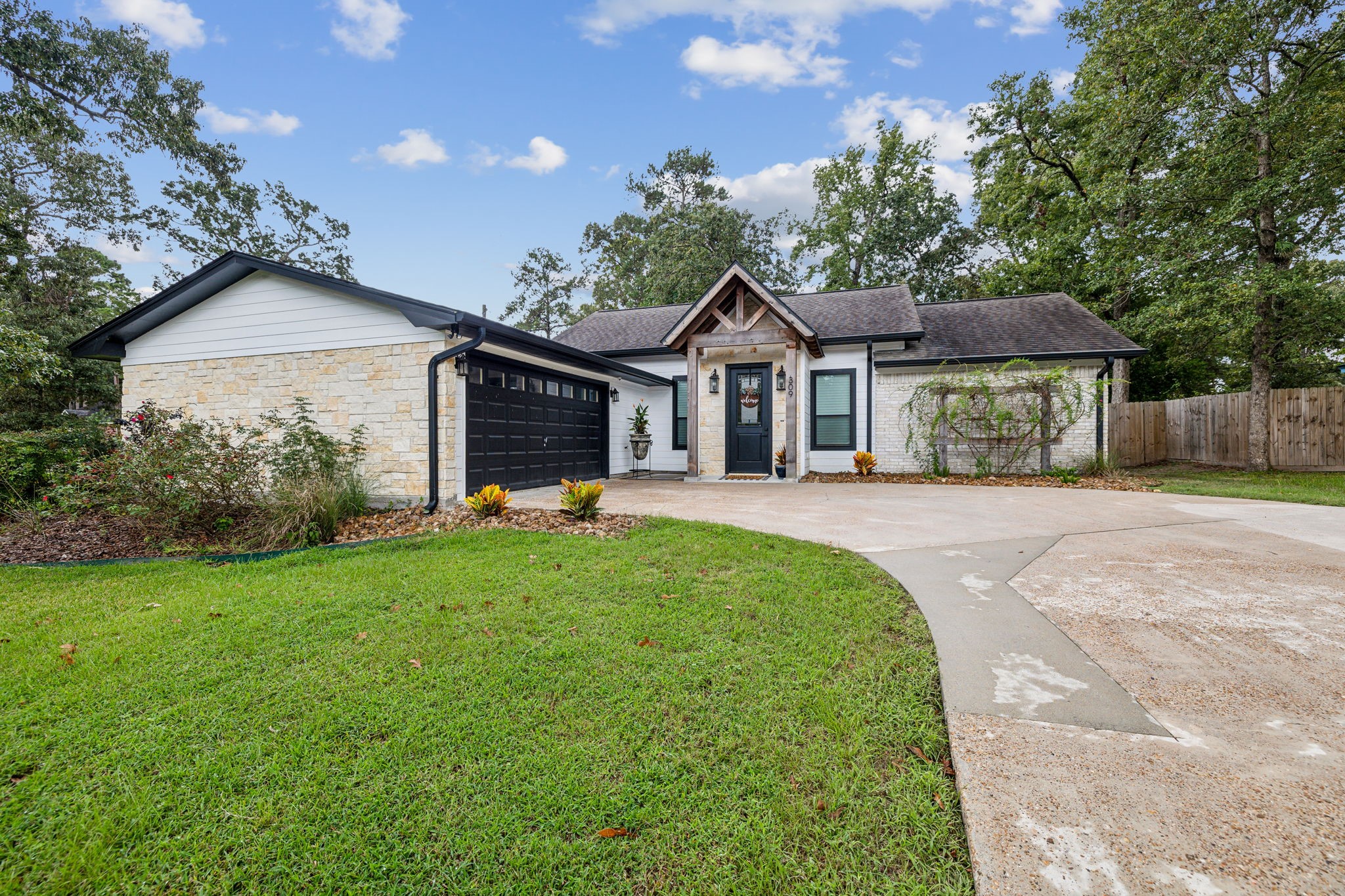 309 Red Oak Street Livingston TX 77351