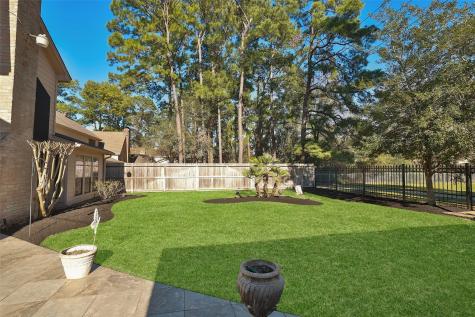 8011 Beaufort Drive Spring TX 77379