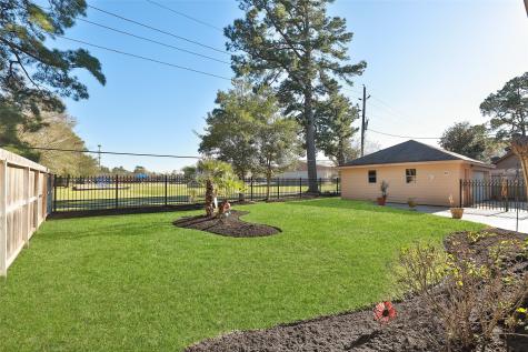 8011 Beaufort Drive Spring TX 77379