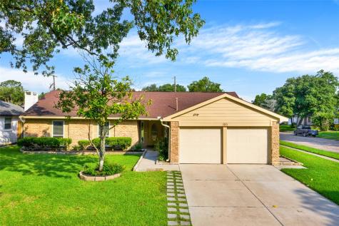 200 Brandywyne Drive Friendswood TX 77546