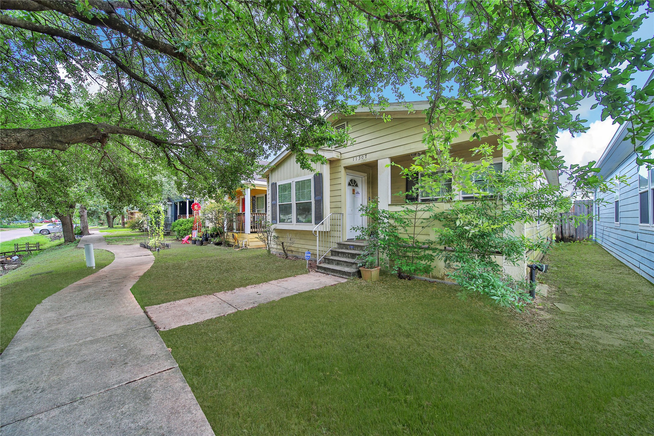 11307 Normeadow Lane Houston TX 77076