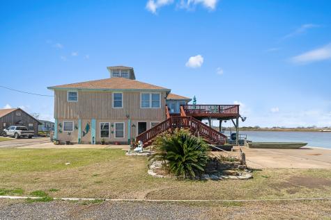 222 Fishermans Isle Brazoria TX 77422